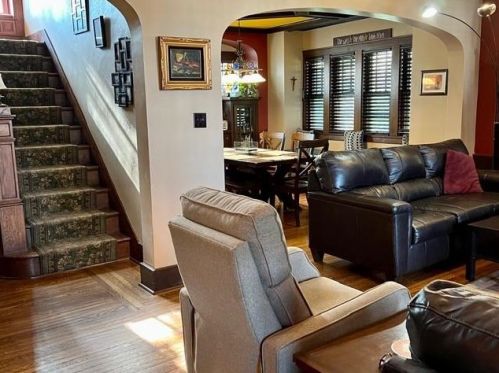 3220 Brownsville Rd, Pittsburgh PA 15227-2432 exterior