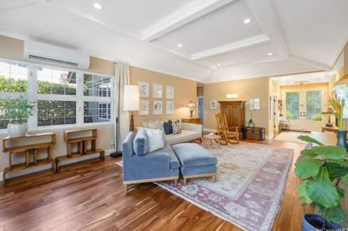 114 Kokololio Pl, Honolulu HI 96821-2562 exterior