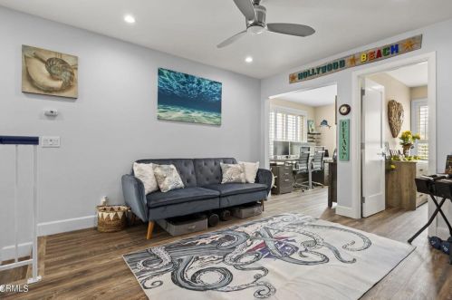 3354 Sunset Ln, Oxnard CA 93035-4128 exterior