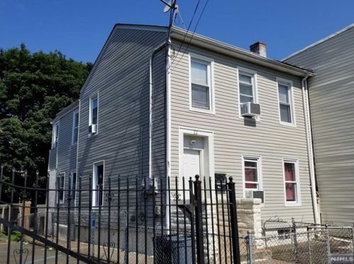 12 Southard St, Paterson, NJ 07501-3127
