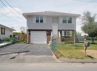 140 Mazarin St, Springfield MA  01151-2143 exterior