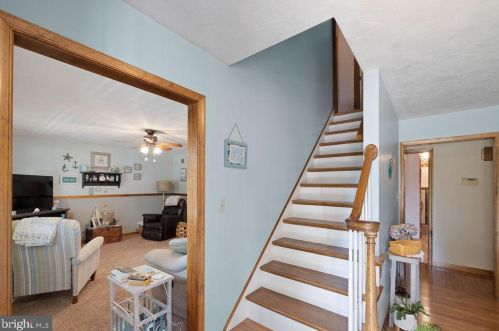 1165 Fox Run Ter, Hanover PA 17331-8742 exterior