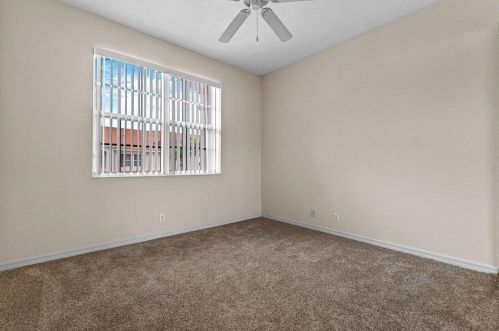 57 Lancaster Rd, Boynton Beach FL 33426-8431 exterior