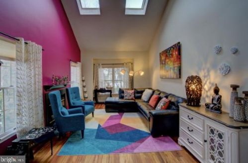 20 Coriander Dr, Princeton, NJ 08540-9422