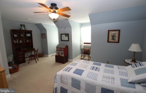 147 3 St, New Castle DE 19720-4536 exterior