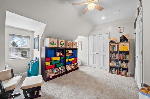 603 Saint Clair St, Pittsburgh PA 15206-3614 exterior