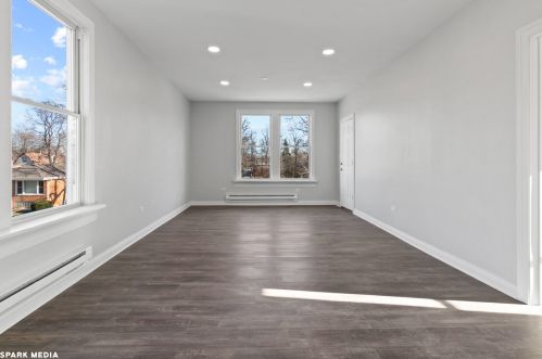 12000 Pr Ave, Chicago IL 60628-6725 exterior