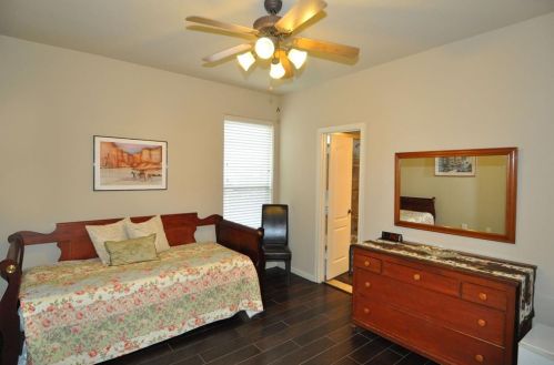 22128 Lancelot Oaks Dr, Humble TX 77339-1410 exterior