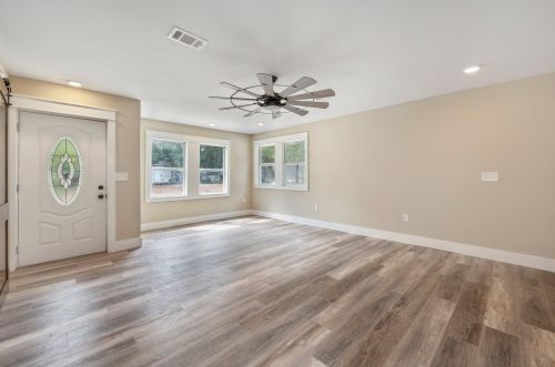 409 19th St, Defuniak Springs FL  32435-2147 exterior