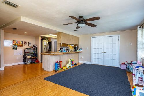 8914 Catalina Dr, Port Richey FL exterior