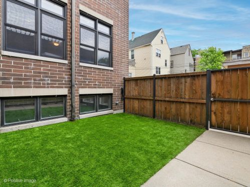 1919 Addison St, Chicago IL  60613-5958 exterior