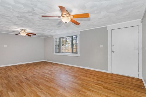 8504 22 St, Tampa FL 33612-7021 exterior