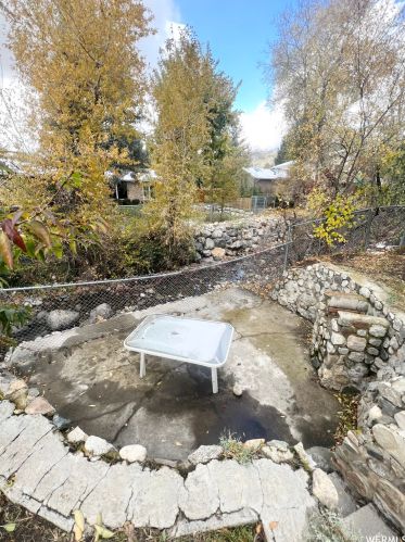 2137 Lorita Way, Sandy UT 84093-6489 exterior