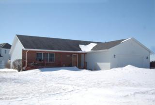 1124 Whitetail Ln, Sandwich, IL 60548-1179