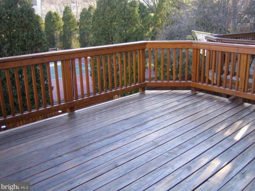 6511 Kemper Lakes Ct, Alexandria VA  22312-3160 exterior