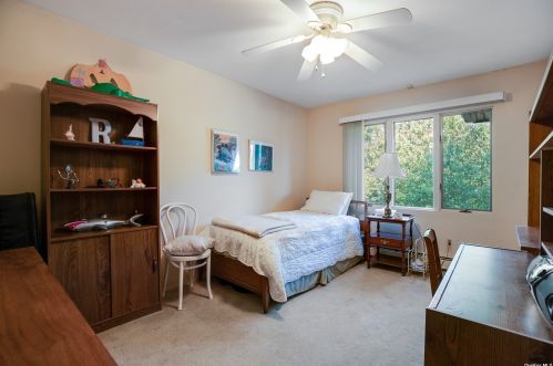 15 Long Acre Ln, Huntington Station NY 11746-7926 exterior