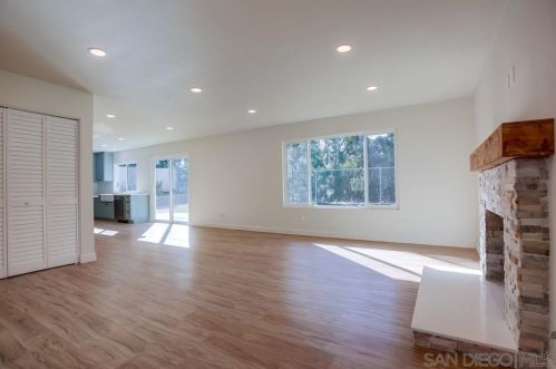 11057 Madrigal St, San Diego CA 92129-1215 exterior