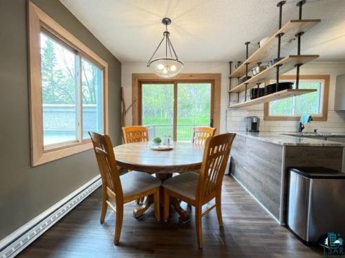 1215 Joshua Ave, Duluth MN 55811-4559 exterior