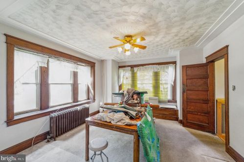 600 Sharp Ave, Manor PA 19036-2316 exterior