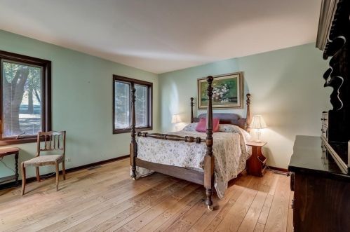 4714 Billingsgate Ln, Bull Valley IL 60098-8748 exterior