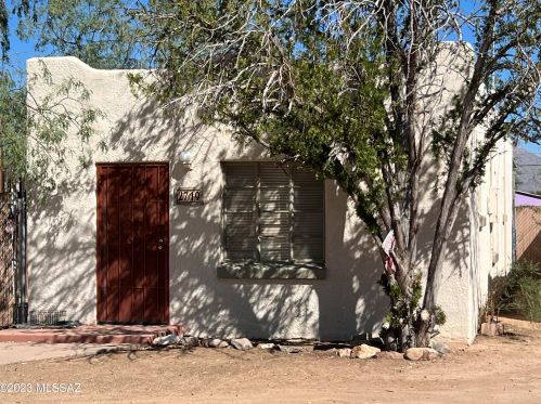 2719 Water St, Tucson, AZ 85716-2483