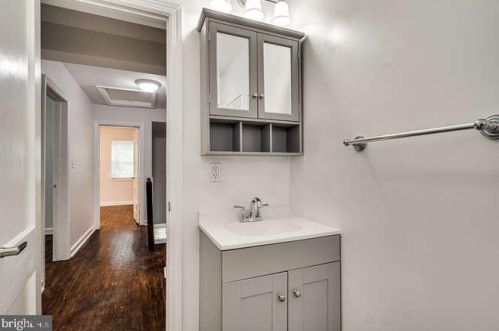 219 Anacostia Ave, Washington DC  20019-1322 exterior