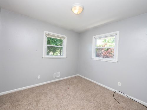 10529 Garfield Ave, Milwaukee WI 53208-1434 exterior