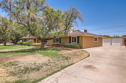 7811 11 Ave, Phoenix AZ 85021-4419 exterior