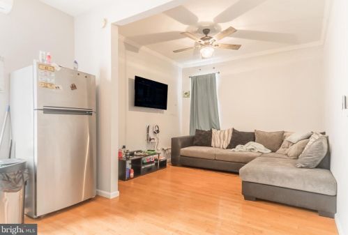 5215 Cedar Ave, Philadelphia PA 19143-1524 exterior