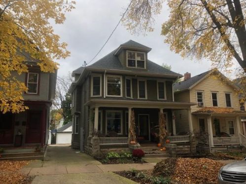 1324 Rutledge St, Madison, WI 53703-3865