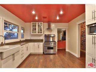 2172 Argyle Ave, Los Angeles CA  90068-2924 exterior