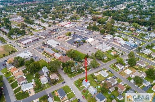 237 Loring Ave, Edison NJ exterior