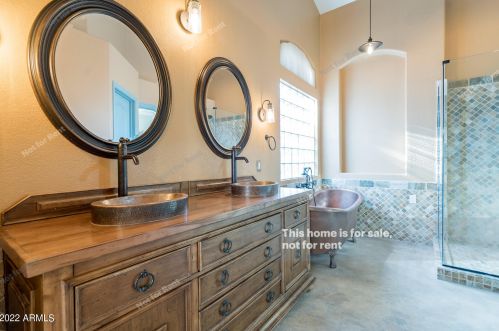 2635 Amberwood Dr, Phoenix AZ 85048-9316 exterior