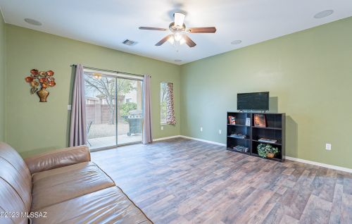 7675 Majestic Palm Ln, Tucson AZ 85756-6112 exterior