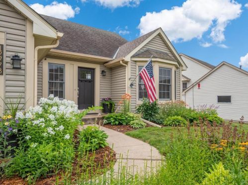 12778 Edinbrook Path, Saint Paul, MN 55124-5727