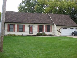 7721 Beachway Dr, Monroe, MI 48161-4701