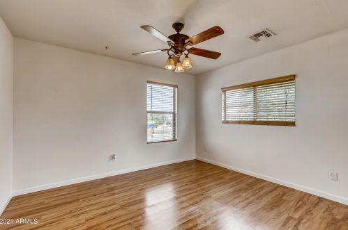 9009 6 St, Phoenix AZ 85020-3502 exterior