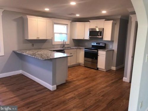 42 Rancocas Ln, Browns Mills, NJ 08015-3934