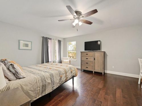 4501 Clarno Dr, Austin TX 78749-3177 exterior