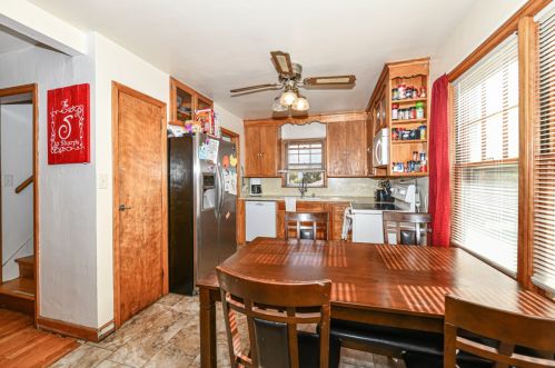 3576 60th St, Milwaukee WI  53216-2712 exterior