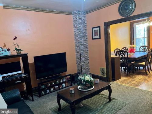 456 Manor St, Lancaster, PA 17603-5214