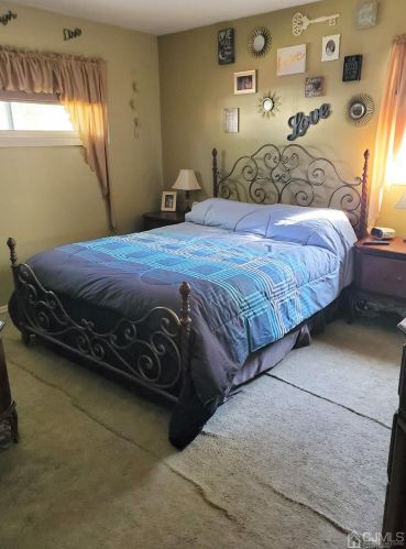 55 Farmbrook Dr, Old Bridge NJ exterior