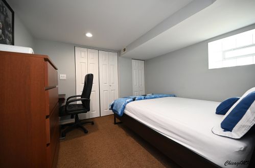 3807 Odell Ave, Chicago IL 60634-3404 exterior