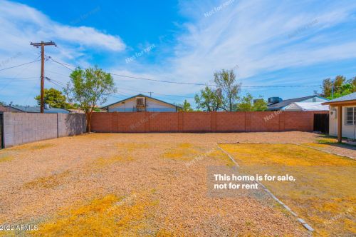 8237 8th Pl, Phoenix AZ  85020-3445 exterior