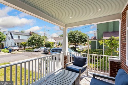 415 Custis Ave, Alexandria VA  22301-1203 exterior