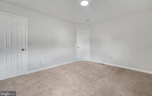 5107 Call Pl, Washington DC 20019-6313 exterior