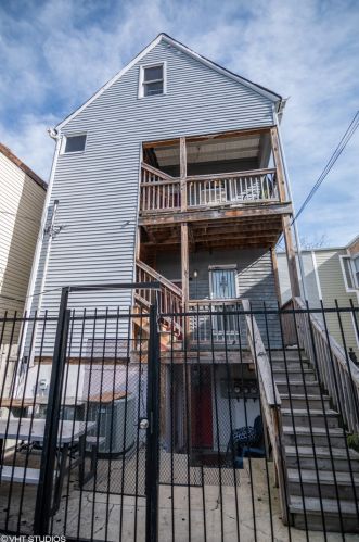 2238 Kimball Ave, Chicago IL 60647-6678 exterior