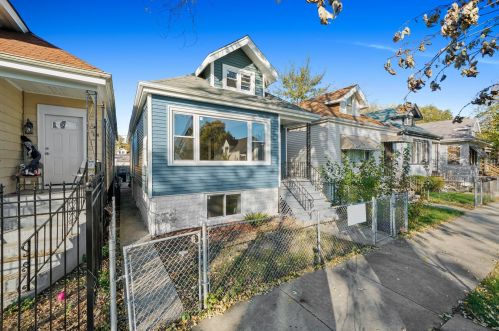 7238 Paulina St, Chicago, IL 60626-2506