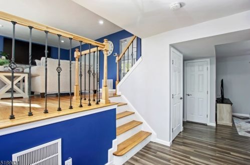 138 College View Dr, Hackettstown NJ  07840-1022 exterior