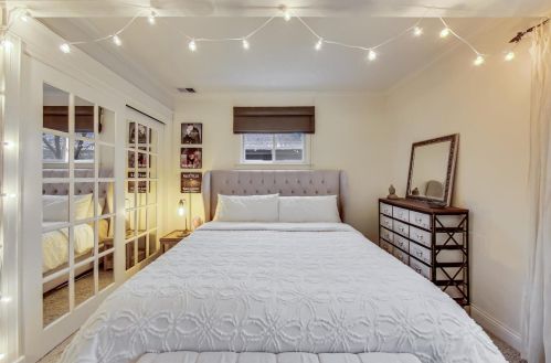 3852 Seeley Ave, Chicago IL 60659-4324 exterior